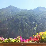 Daire Haus Gletscherblick *
